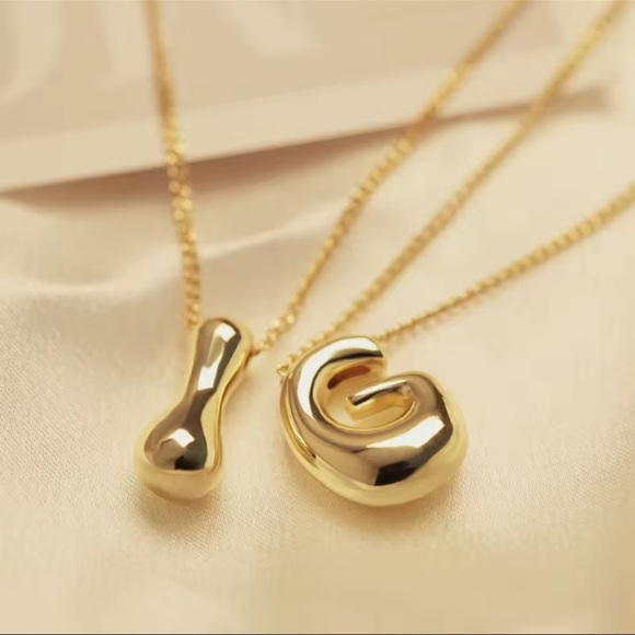 Gold Bubble Letter -M- Initial Necklace – Chunky Stainless Steel Pendant - Picture 4 of 10